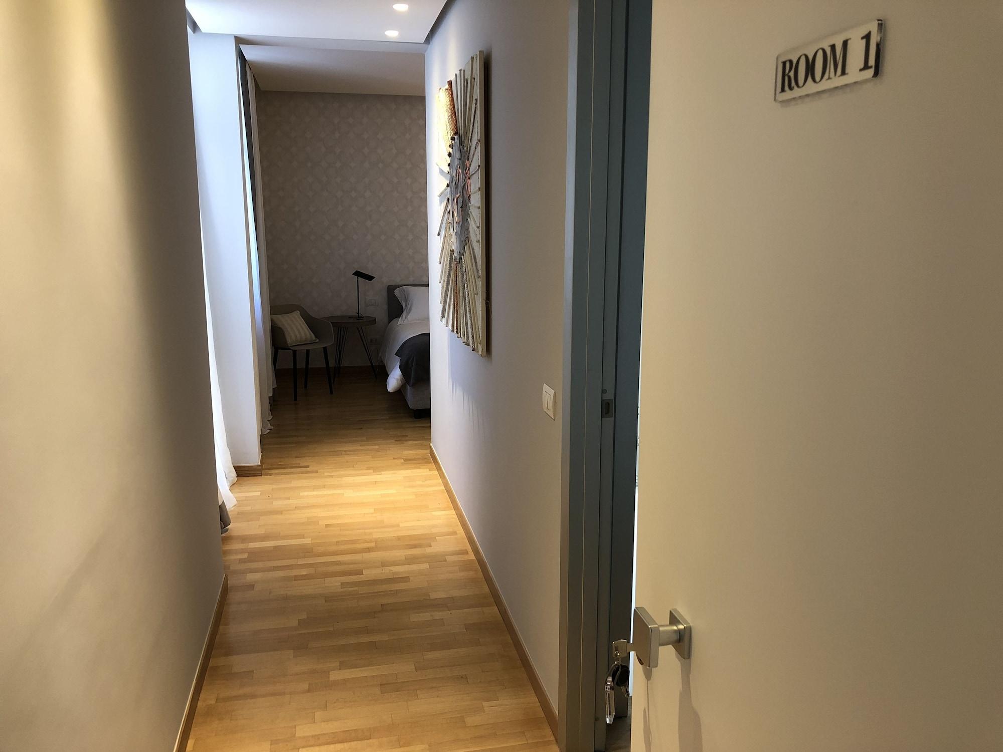 200 Rooms & Terrace Bari Exterior foto