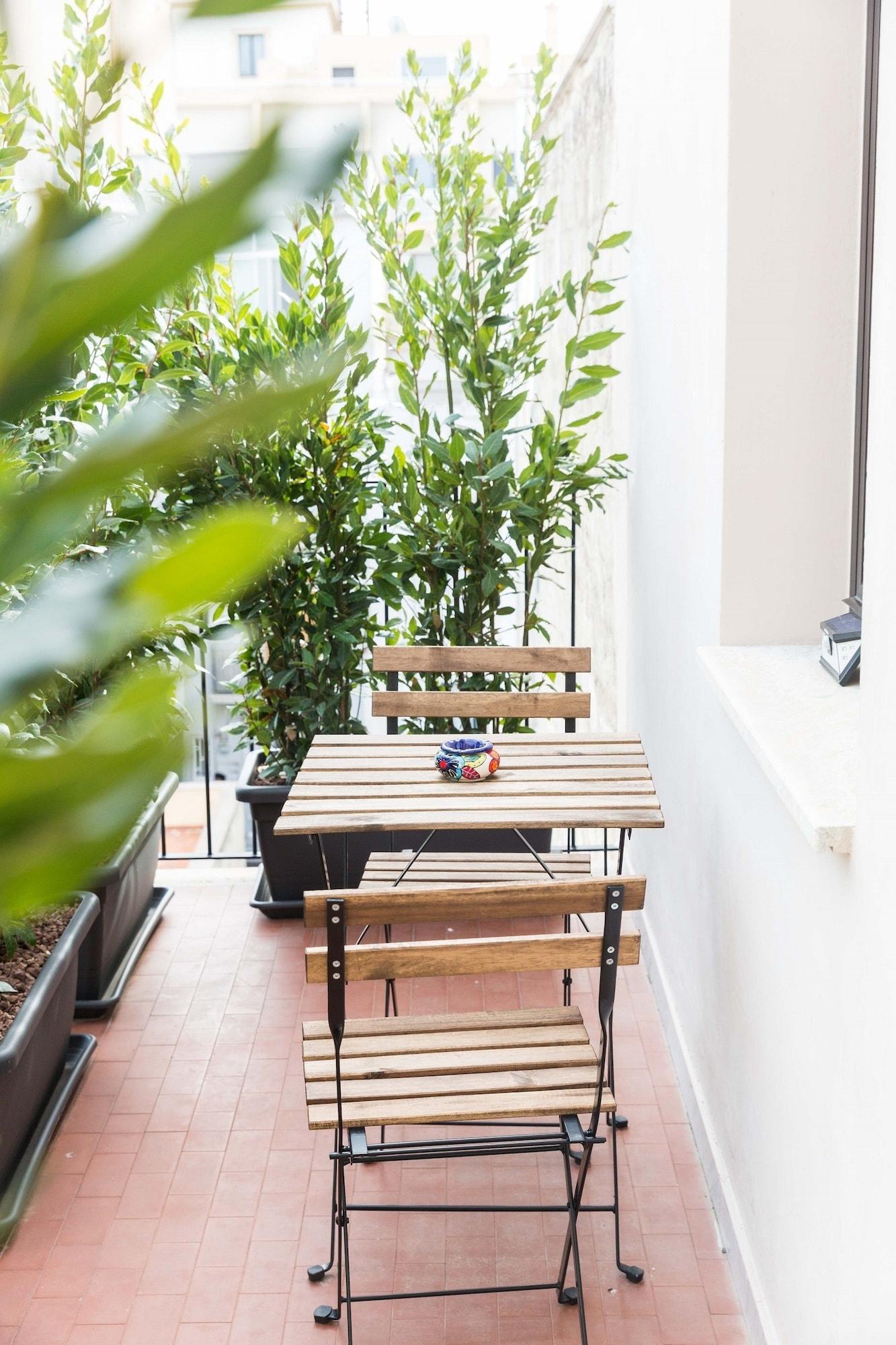 200 Rooms & Terrace Bari Exterior foto