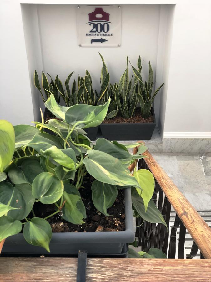 200 Rooms & Terrace Bari Exterior foto